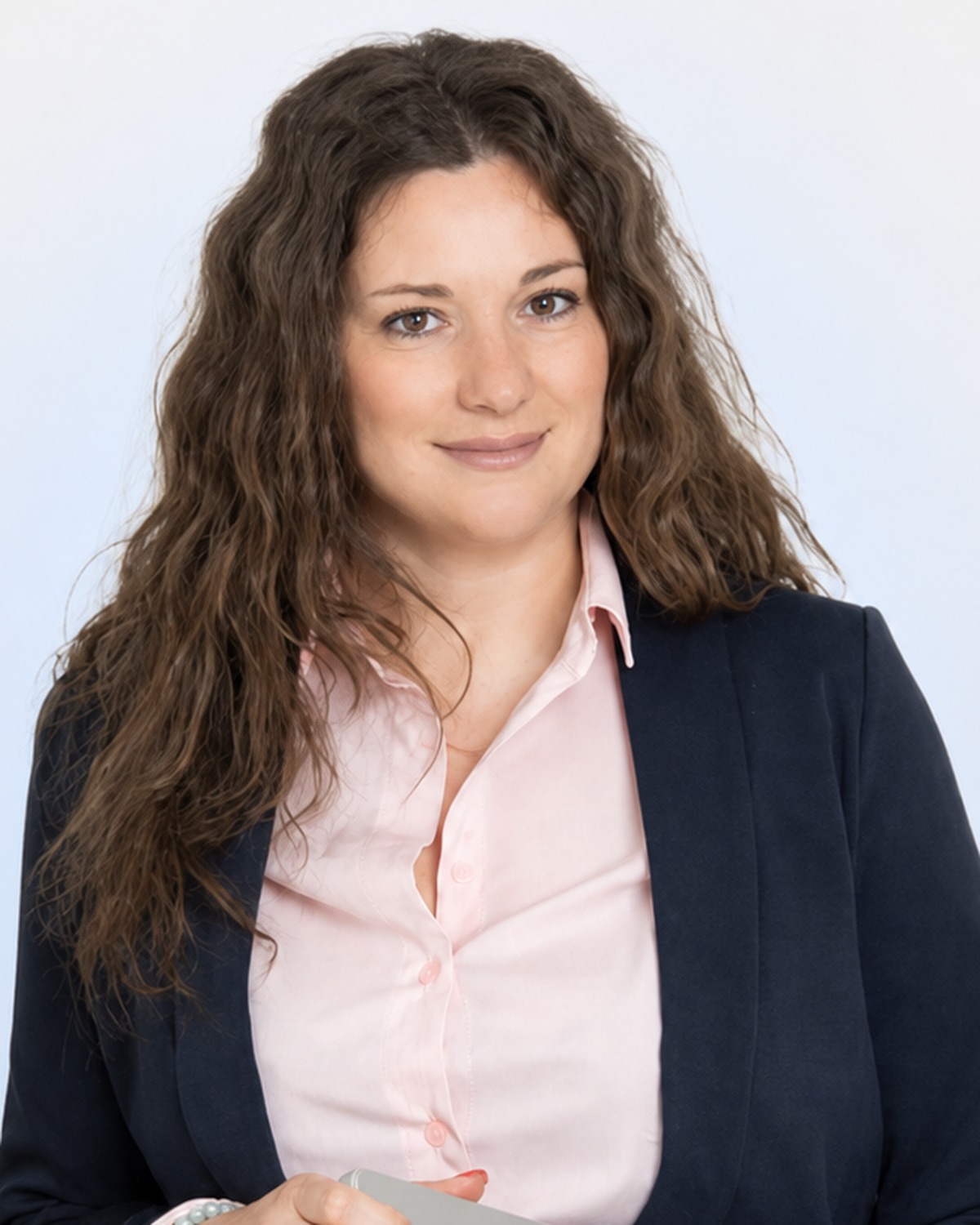 Dr. Anett Csóka